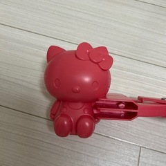 ハローキティ　雪だるま作り　雪遊びの画像