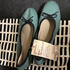 無印良品　バレーシューズ