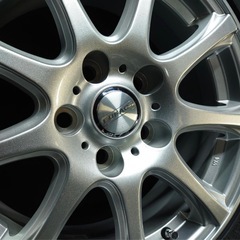 社外アルミ トヨタ専用 215/65R16 30系 アルファード ヴェルファイアの画像
