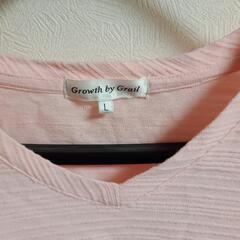 ピンク色Tシャツの画像