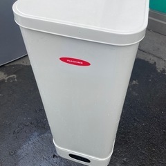 綺麗です　イナドメ　灯油タンク　90L