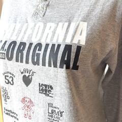 ⭐️Levi's リーバイス⭐️レディース長袖Tシャツ グレーの画像
