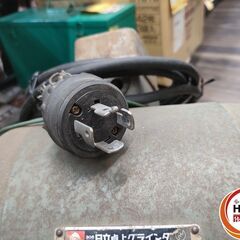 【中古】HITACHI 日立工機 両頭グラインダー  KBT10  3相200V 砥石付 工作機械 研磨【中古】の画像