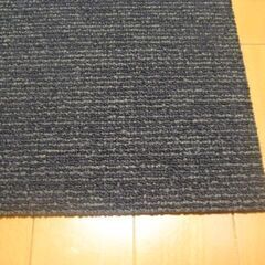 日本製タイルカーペット厚み6.5㎜・1枚１８０円・在庫１０枚（２０９３）未使用品・裏面糊付きの画像