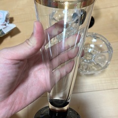 フルーツ皿？グラスの画像