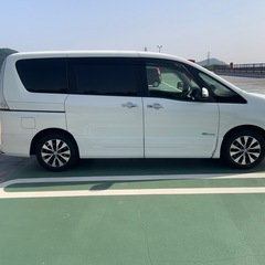 清潔なセレナ⭐︎ハイブリッドの画像