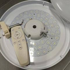 LEDシーリングライトの画像