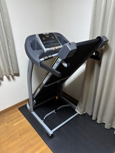 ホライズン製　ランニングマシン　トレッドミル　C i t t a T82