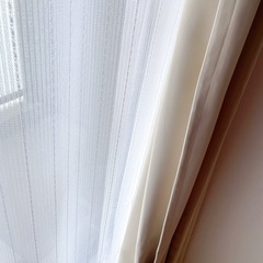 【取引終了】カーテン4枚セット　１級遮光　5/30 12時頃限定の画像