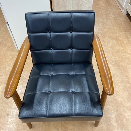 カリモク60 1人掛けソファー　合皮