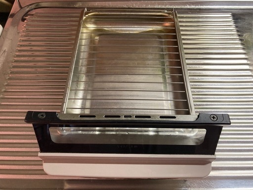 【値下げ】グリル付ガステーブル〔Rinnai〕 全口センサー搭載。都市ガス