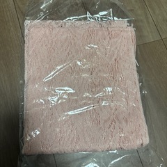 ピンクスカーフの画像