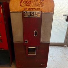 
コカコーラ　販売機　　