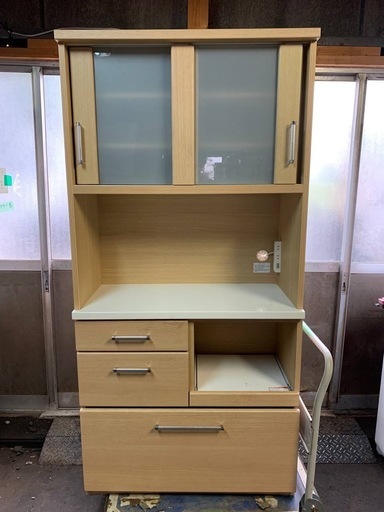 食器棚 (エコリッチストア) 横浜の収納家具《食器棚、キッチン収納》の 