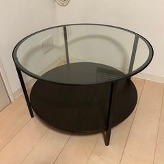 IKEAガラステーブル