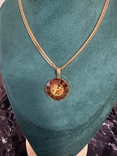 K18金　グラス付ペンダントのみ重さ8.7です