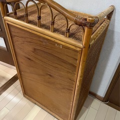 昭和レトロ　チェストの画像