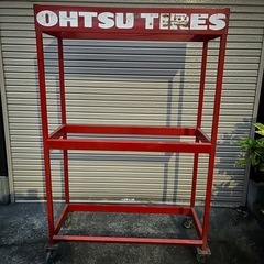 タイヤ置き場