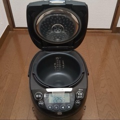 TIGER IH炊飯器 ブラック JPW-H100 2022年製の画像