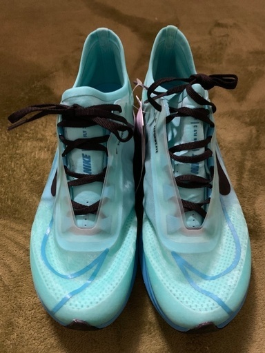 お値下げしました。新品NIKE ZOON FLY3  NIKEランニングシューズ
