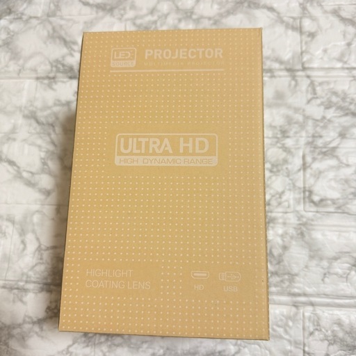 【新品未使用】プロジェクター 家庭用 18000LM 4K Android TV搭載  小型