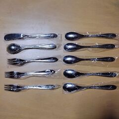 NINA NIRO カトラリーの画像