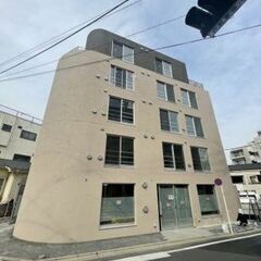 ☆新築物件☆ ☆オートロック付マンション☆