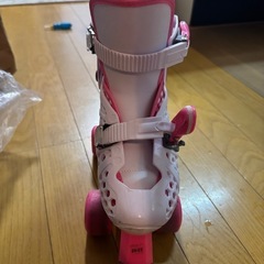アジャスタブル　ローラースケート　ピンクの画像