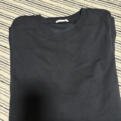 GU長袖tシャツ メンズSの画像