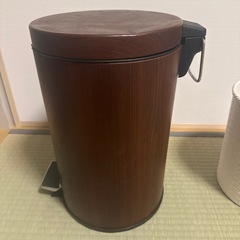 ゴミ箱 2個 お譲りいたしますの画像