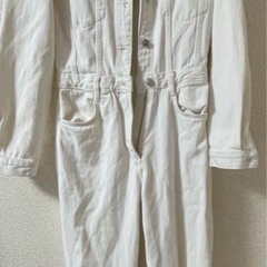 ZARA デニムジャンプスーツ　オフホワイトの画像