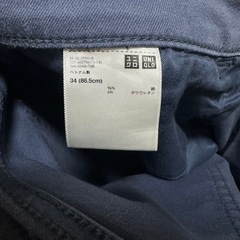 UNIQLOネイビーパンツの画像