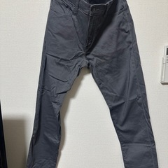 UNIQLOパンツ3点セットの画像