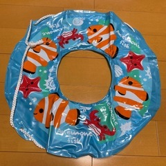 カクレクマノミ　浮き輪　紐付きの画像