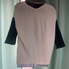 1352.UNIQLO 3DコットンコクーンVネックセーターM ホワイト☆の画像