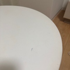 （取引き中）ロウヤ 丸テーブル 白の画像