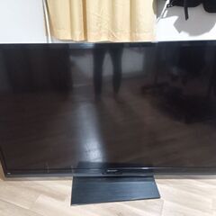 取引中　テレビ60インチ　SHARPテレビ
