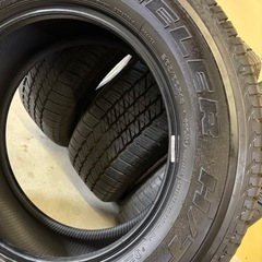 【265/60R18】トヨタ GUN125 ハイラックス GRスポーツ 純正タイヤ  ブリヂストン デューラーH/T 684IIの画像