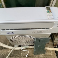 2023年　エアコン本体　Riair YHA-S22N-Wの画像