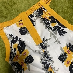 🌻新品🌻　90cm サロペット　ロンパース　つなぎ　花柄　黄色の画像