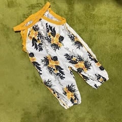 🌻新品🌻　90cm サロペット　ロンパース　つなぎ　花柄　黄色の画像