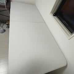 テーブルの画像