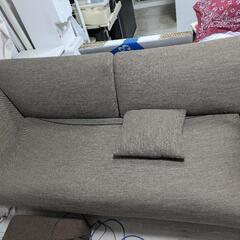 ニトリ　3人掛けソファ（クッション付き）の画像