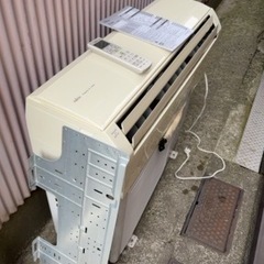 富士通　エアコン　AS-221NE8  　2011年製　