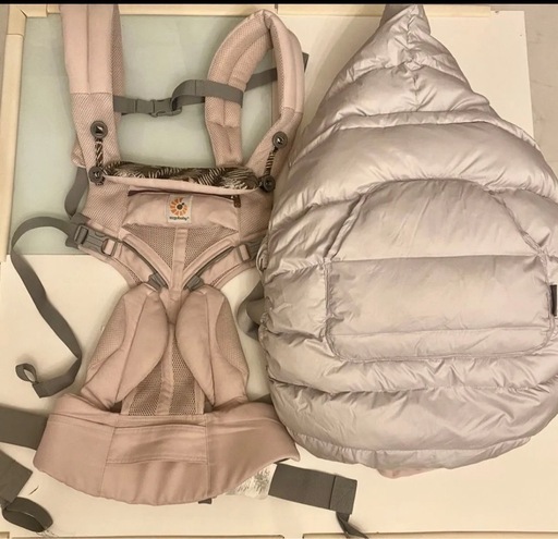 とても綺麗です。セット エルゴオムニ360 防寒ケープダウンセット