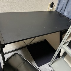 【決まりました】パソコンデスクの画像