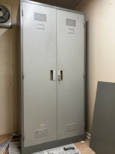 値下げしました/ロッカー中古品