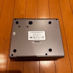 プロジェクター　美品　グレーの画像