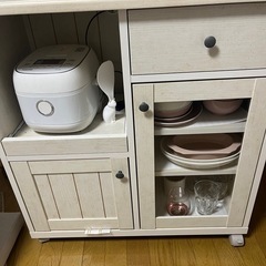 食器棚
