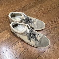 イタリア/ アルベルト•グアルディアニ　　皮とシート布地の靴の画像